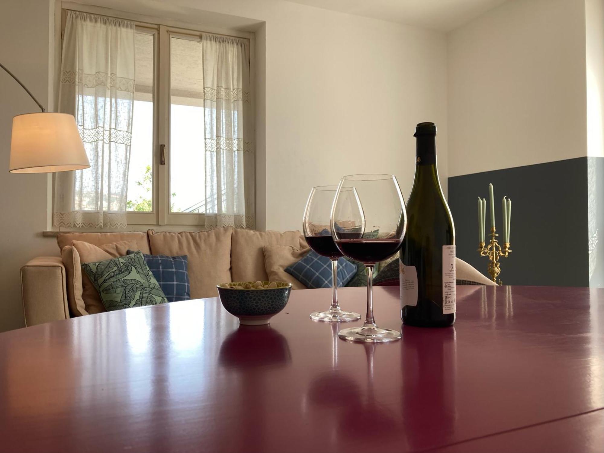 Casa Finestre Bianche Apartment Canelli Bagian luar foto